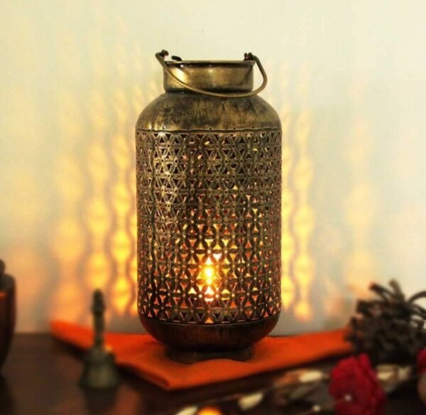 Lantern with Hanger Metal for wall